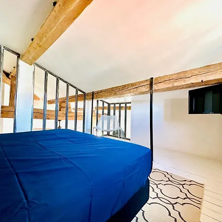 Apartment En Hyper Centre D'arles *